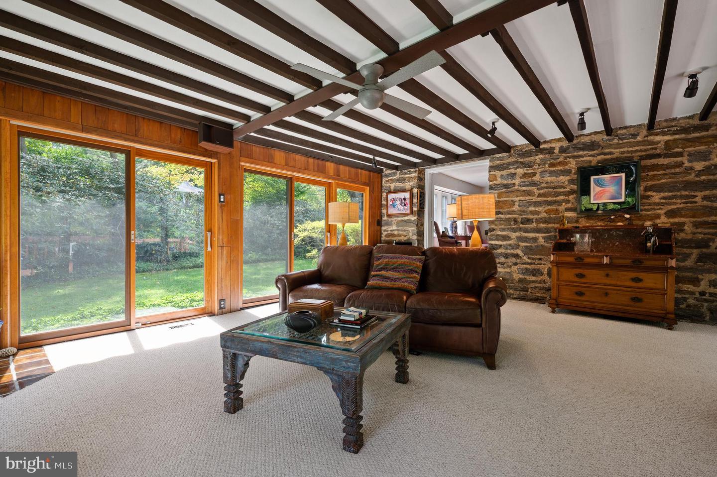 10 Rabbit Run Rd