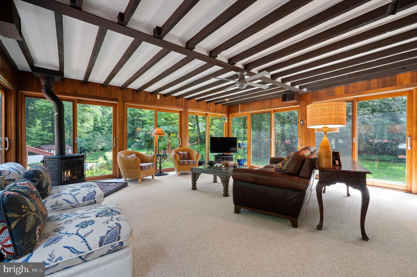 10 Rabbit Run Rd