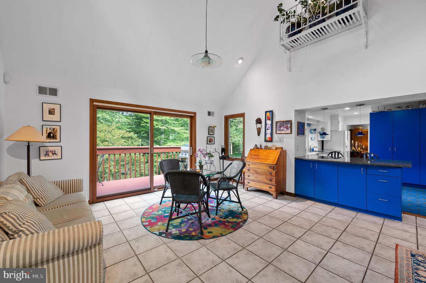 10 Rabbit Run Rd