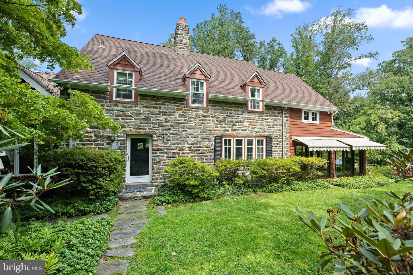 10 Rabbit Run Rd