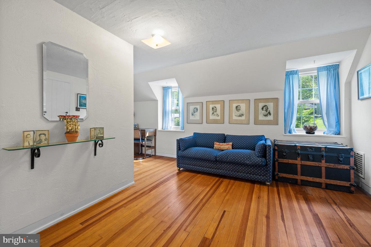 10 Rabbit Run Rd