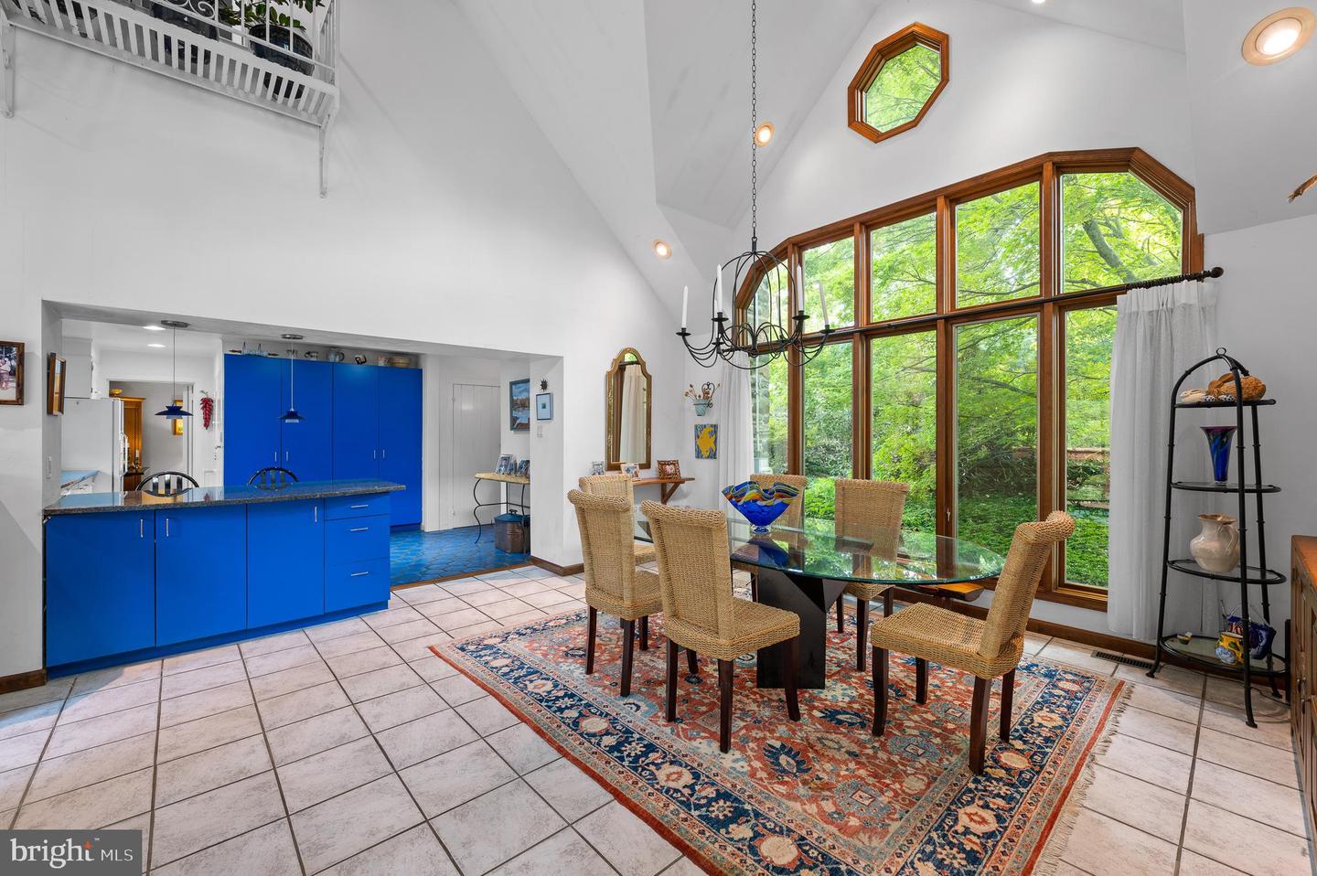 10 Rabbit Run Rd