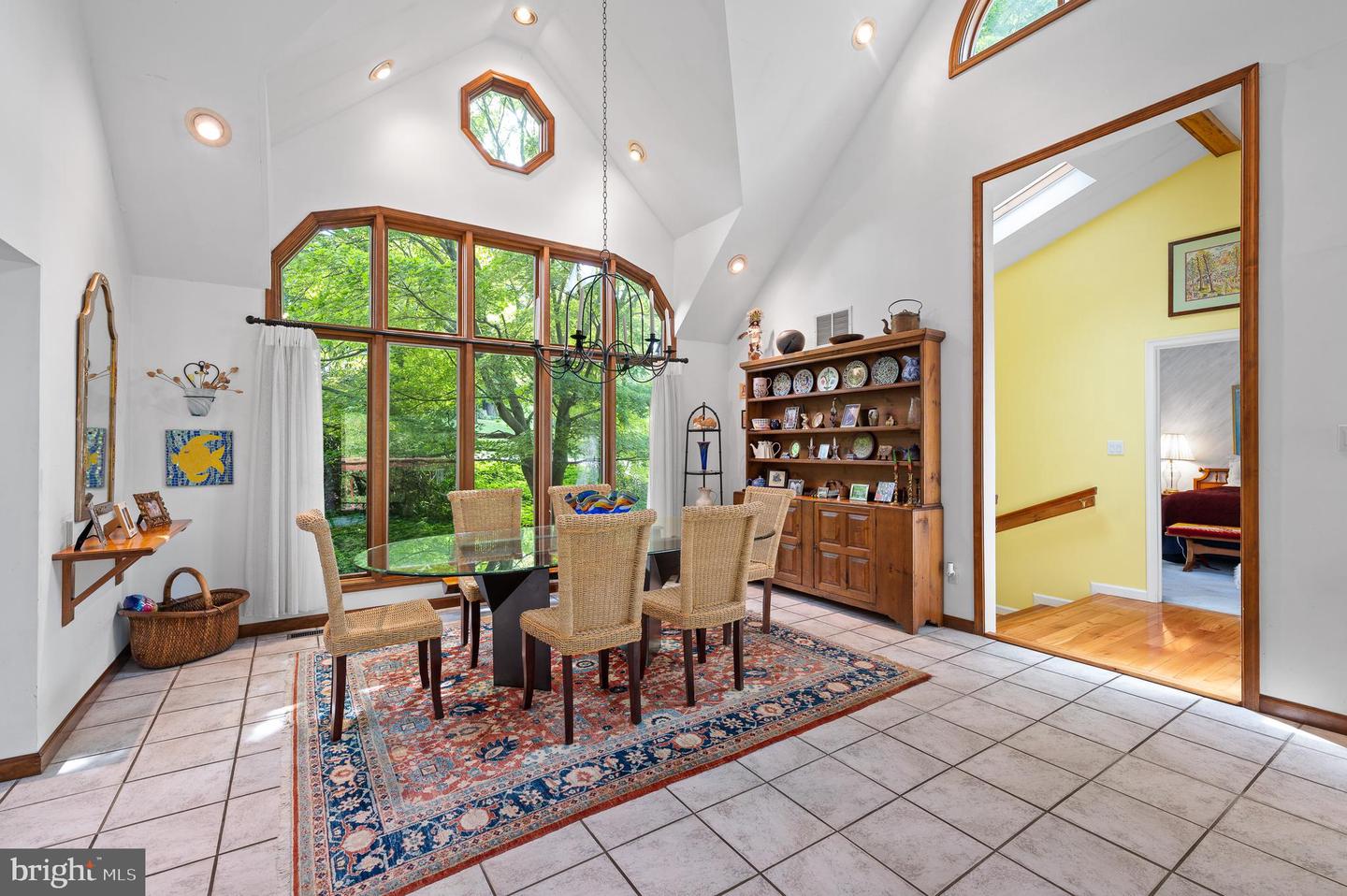 10 Rabbit Run Rd