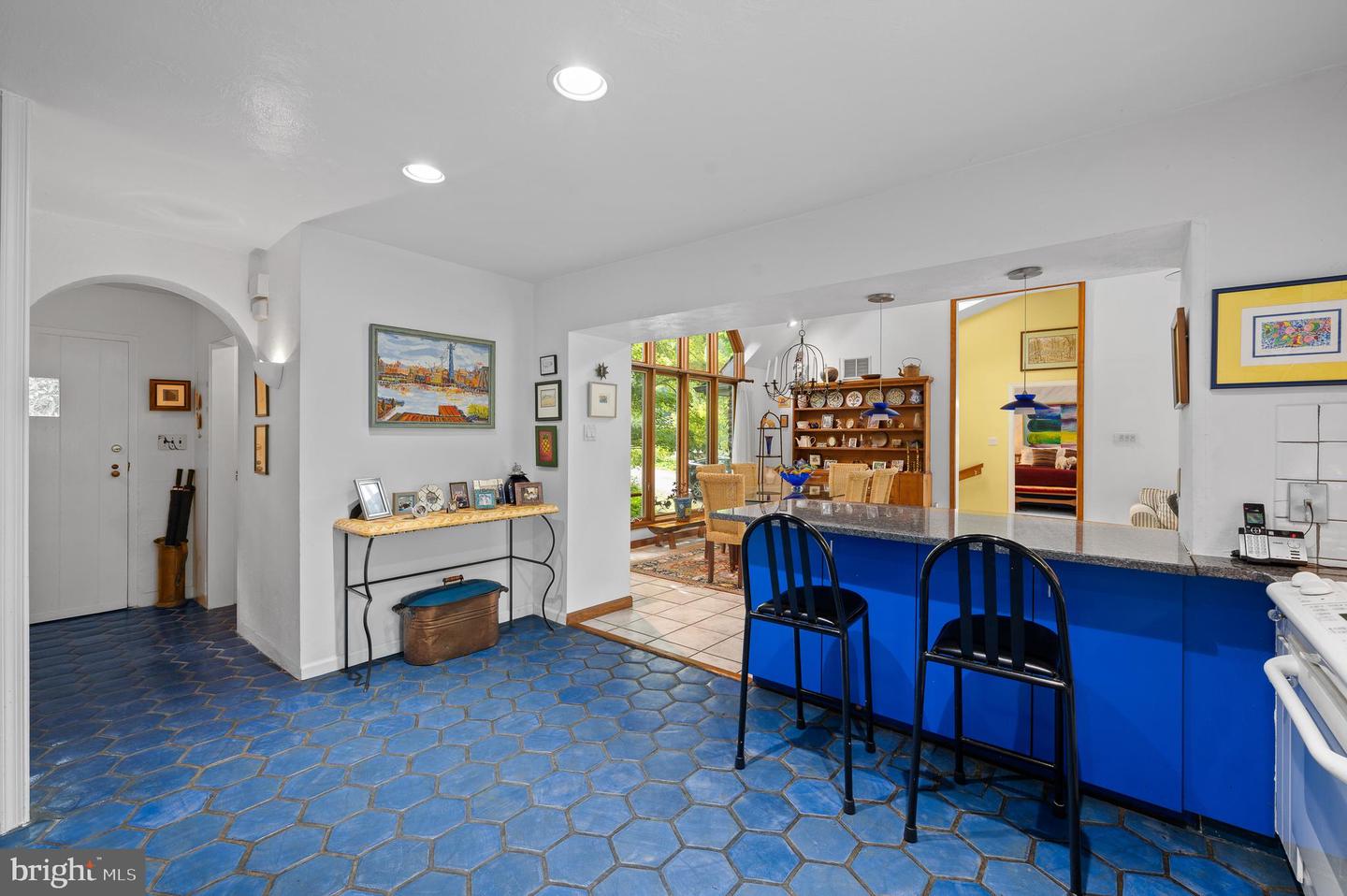 10 Rabbit Run Rd