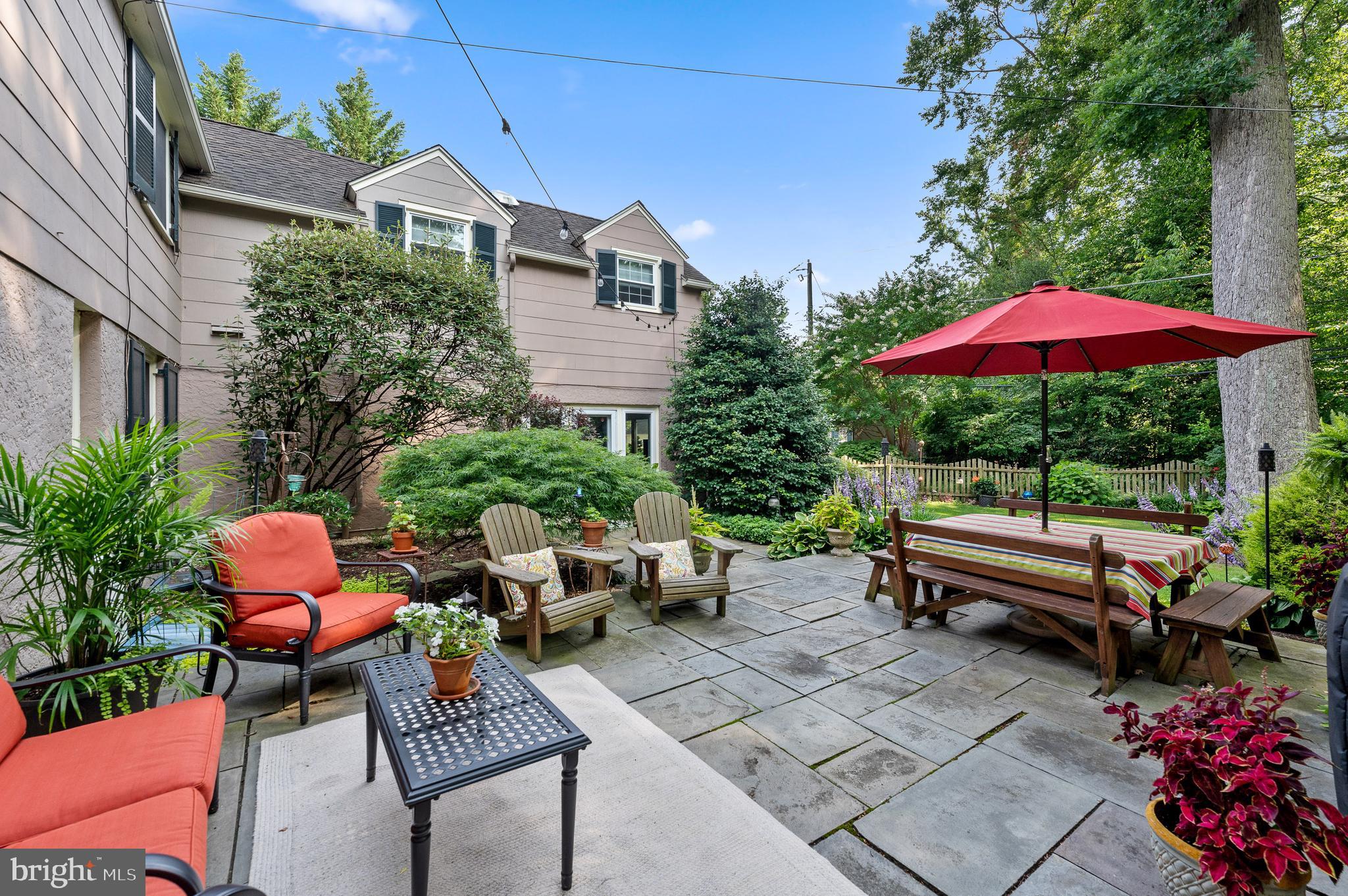 35 Forest Ln