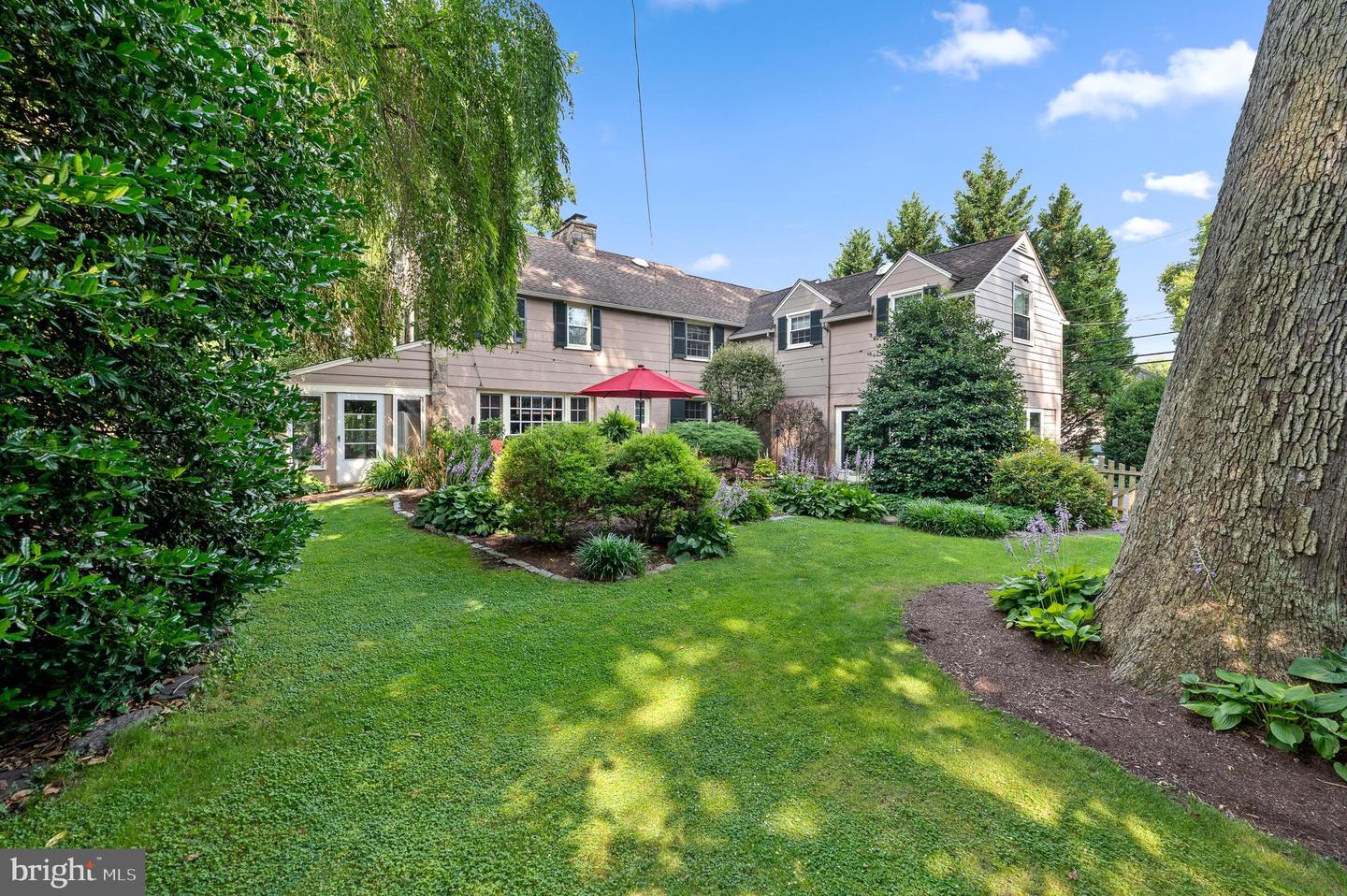 35 Forest Ln