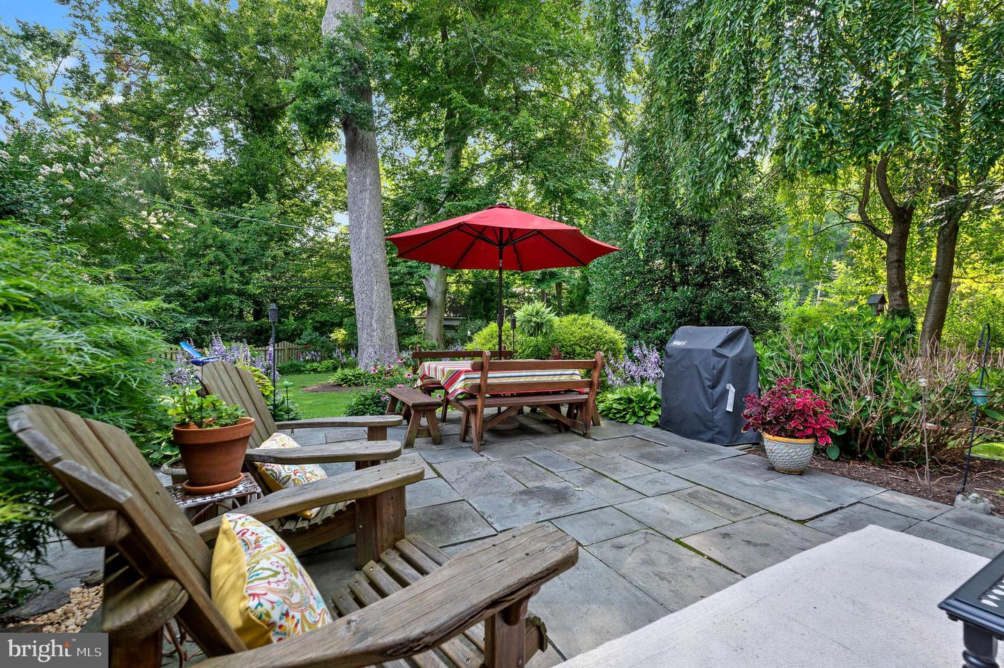 35 Forest Ln