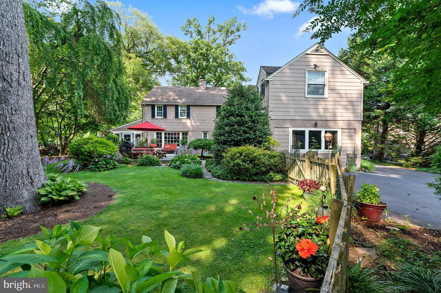 35 Forest Ln