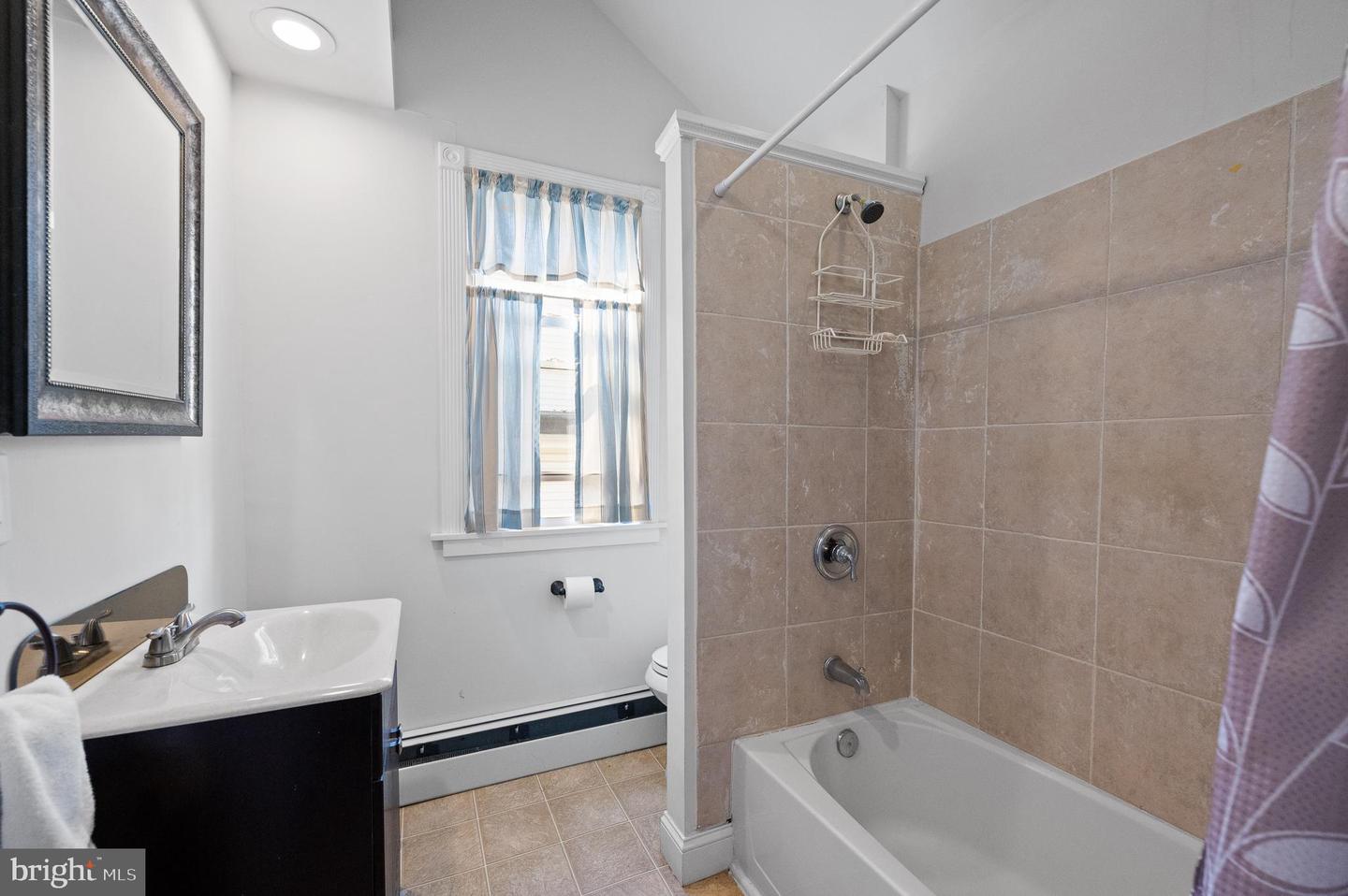 269 Chestnut Ave