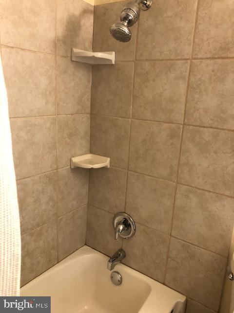 400 Glendale Rd #32c