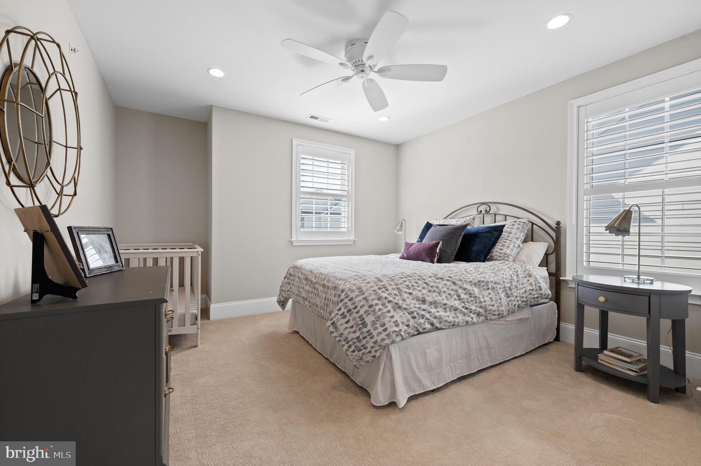 3733 Rosemont Pass