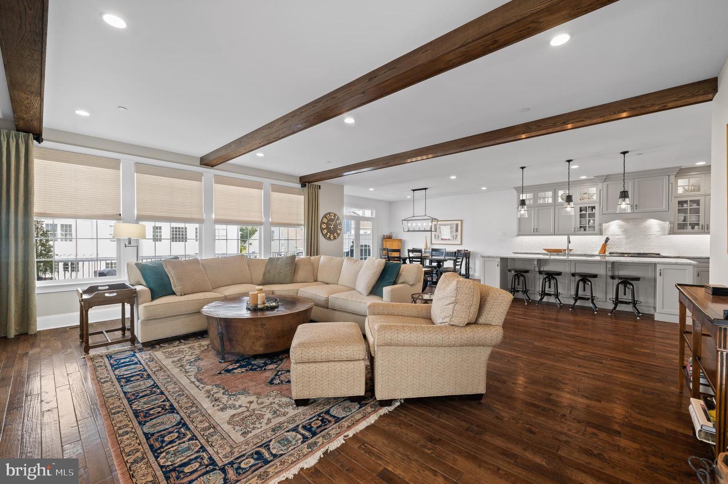 3733 Rosemont Pass