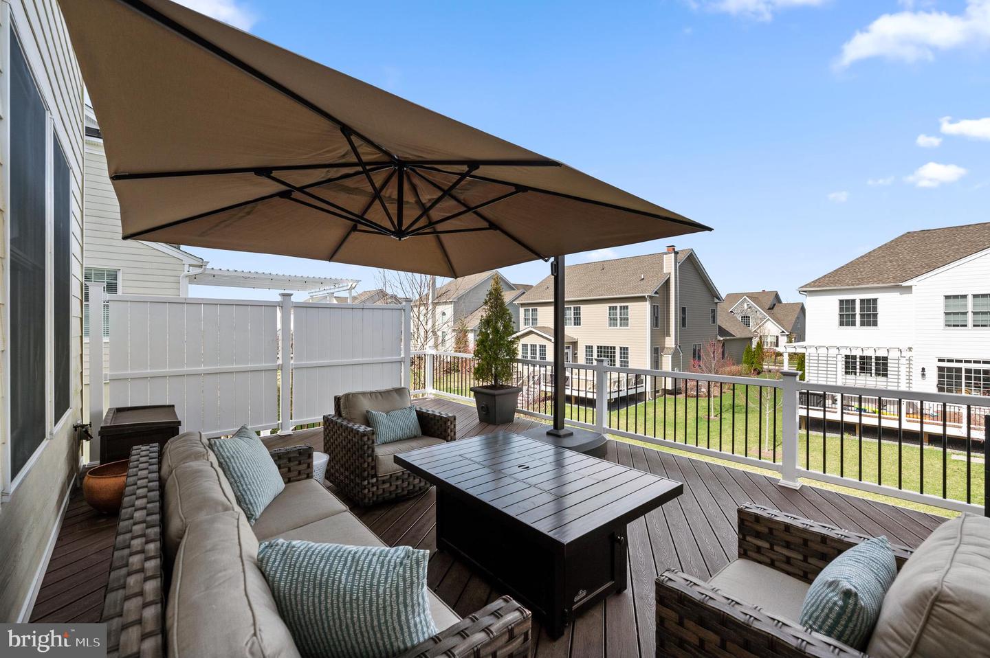 3733 Rosemont Pass