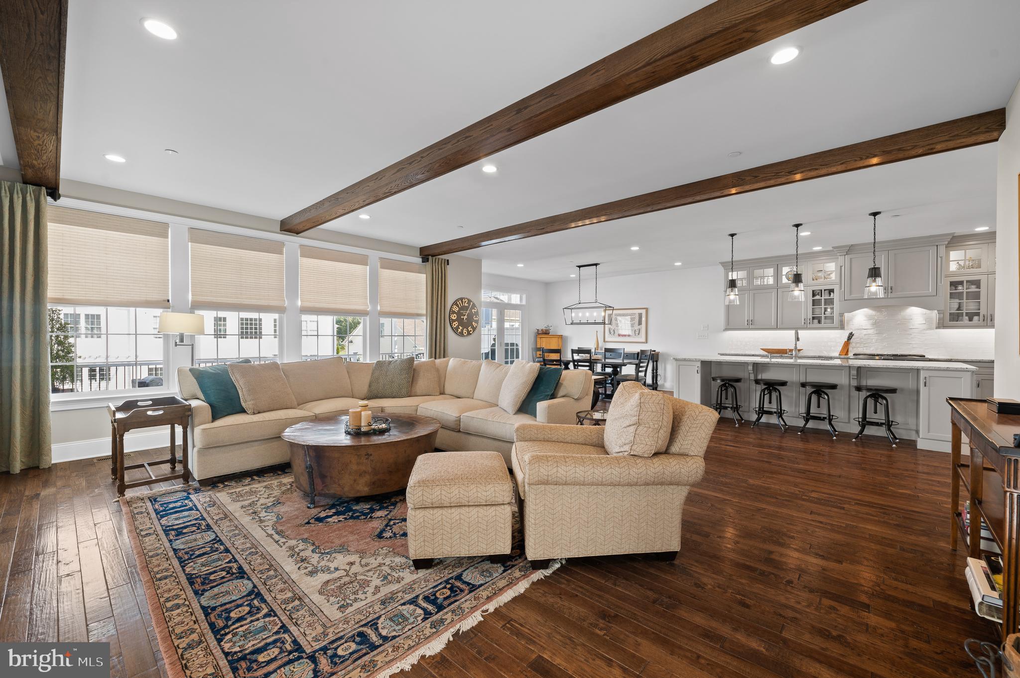 3733 Rosemont Pass