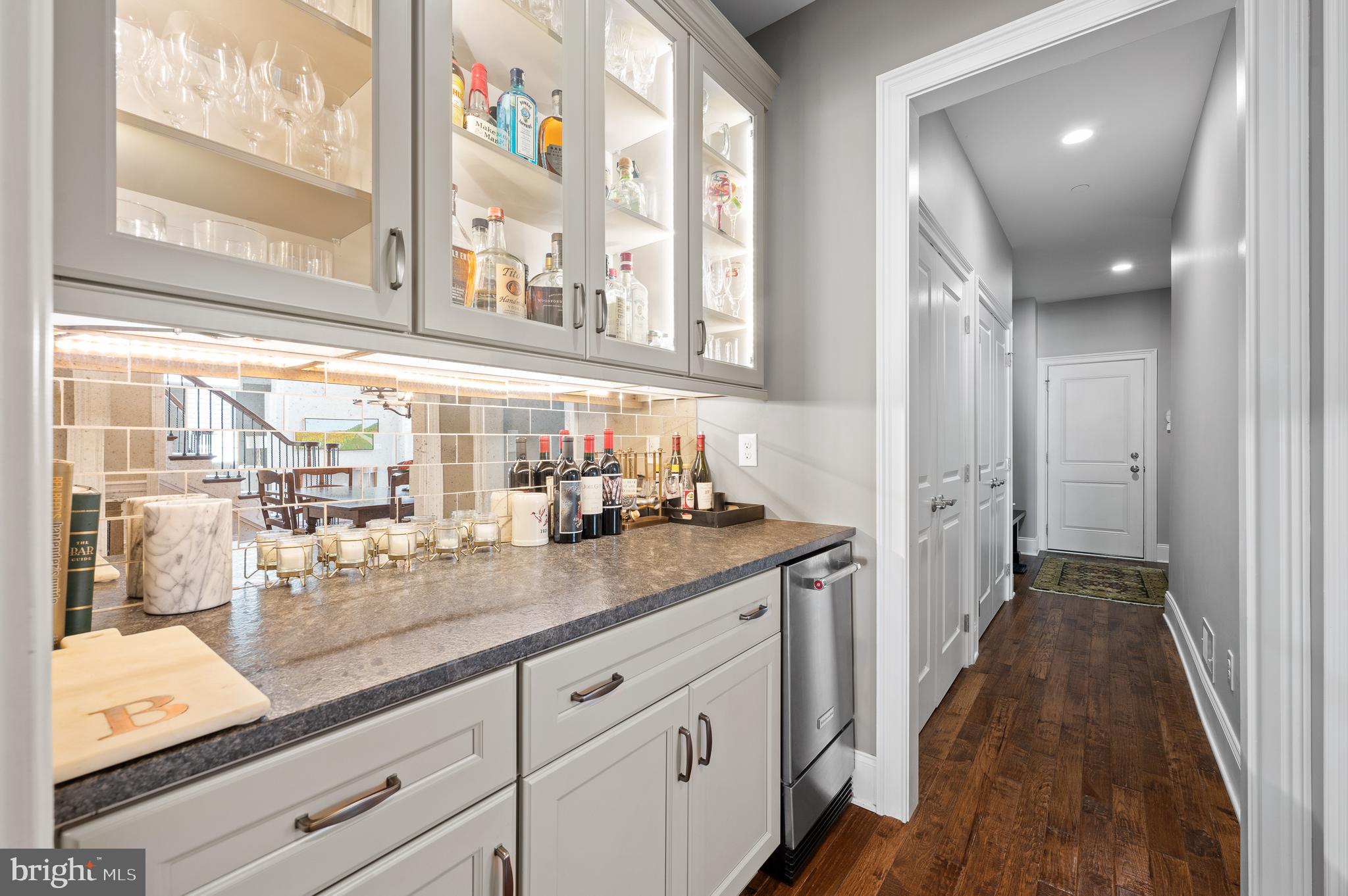 3733 Rosemont Pass