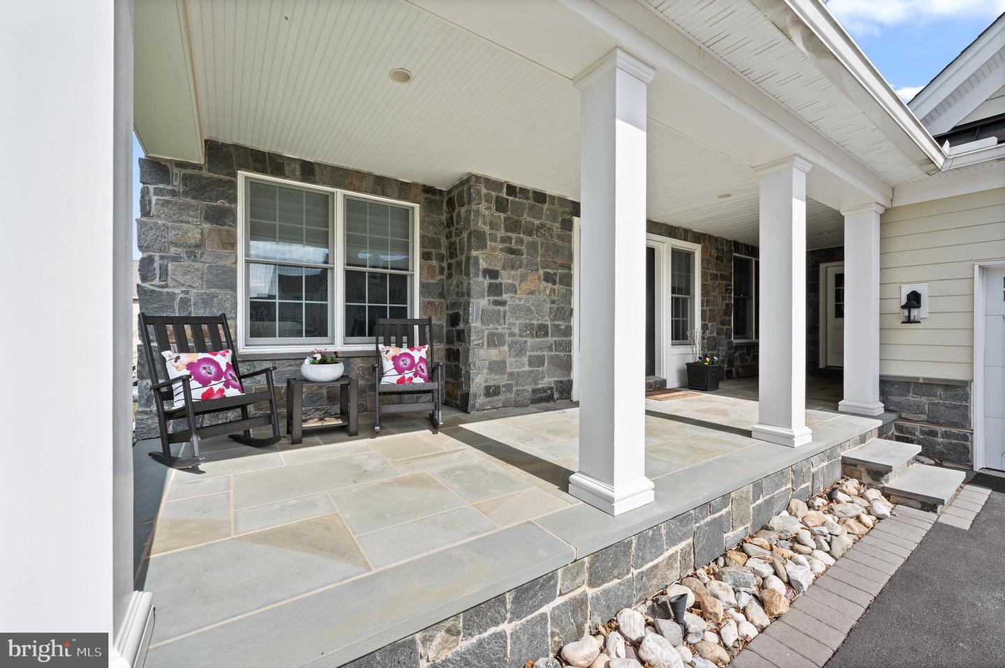 3733 Rosemont Pass