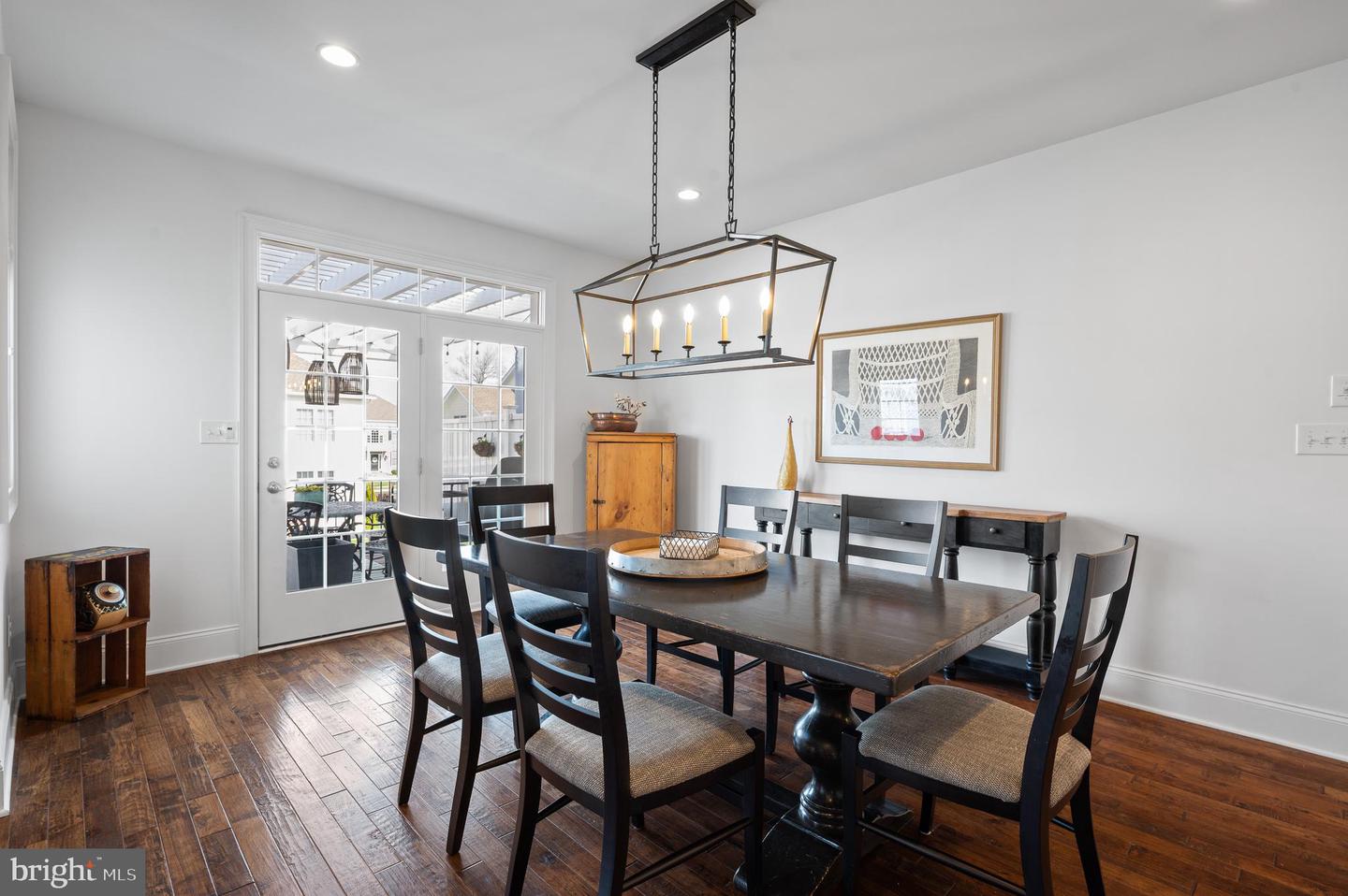 3733 Rosemont Pass