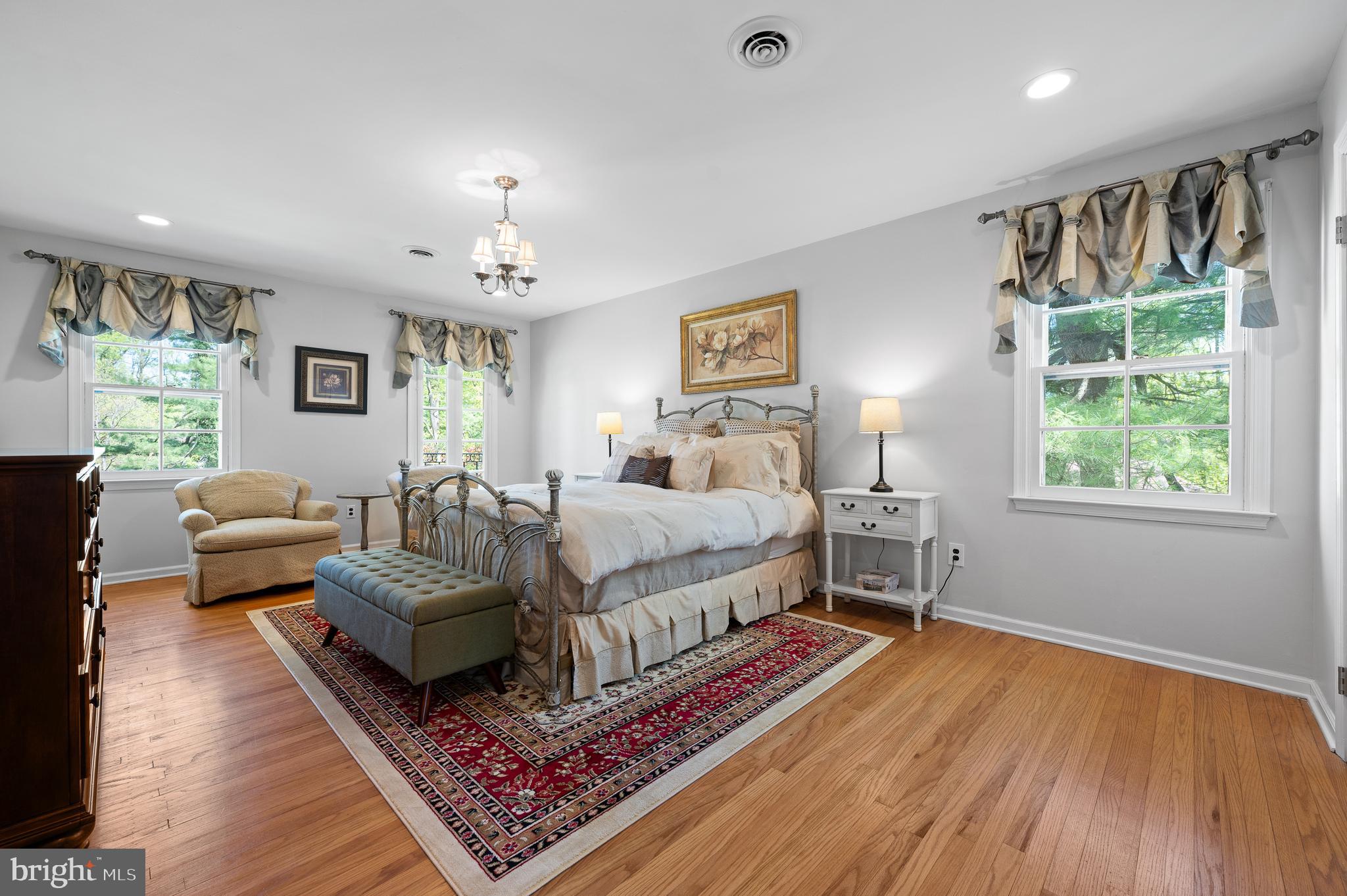 4 Denford Dr