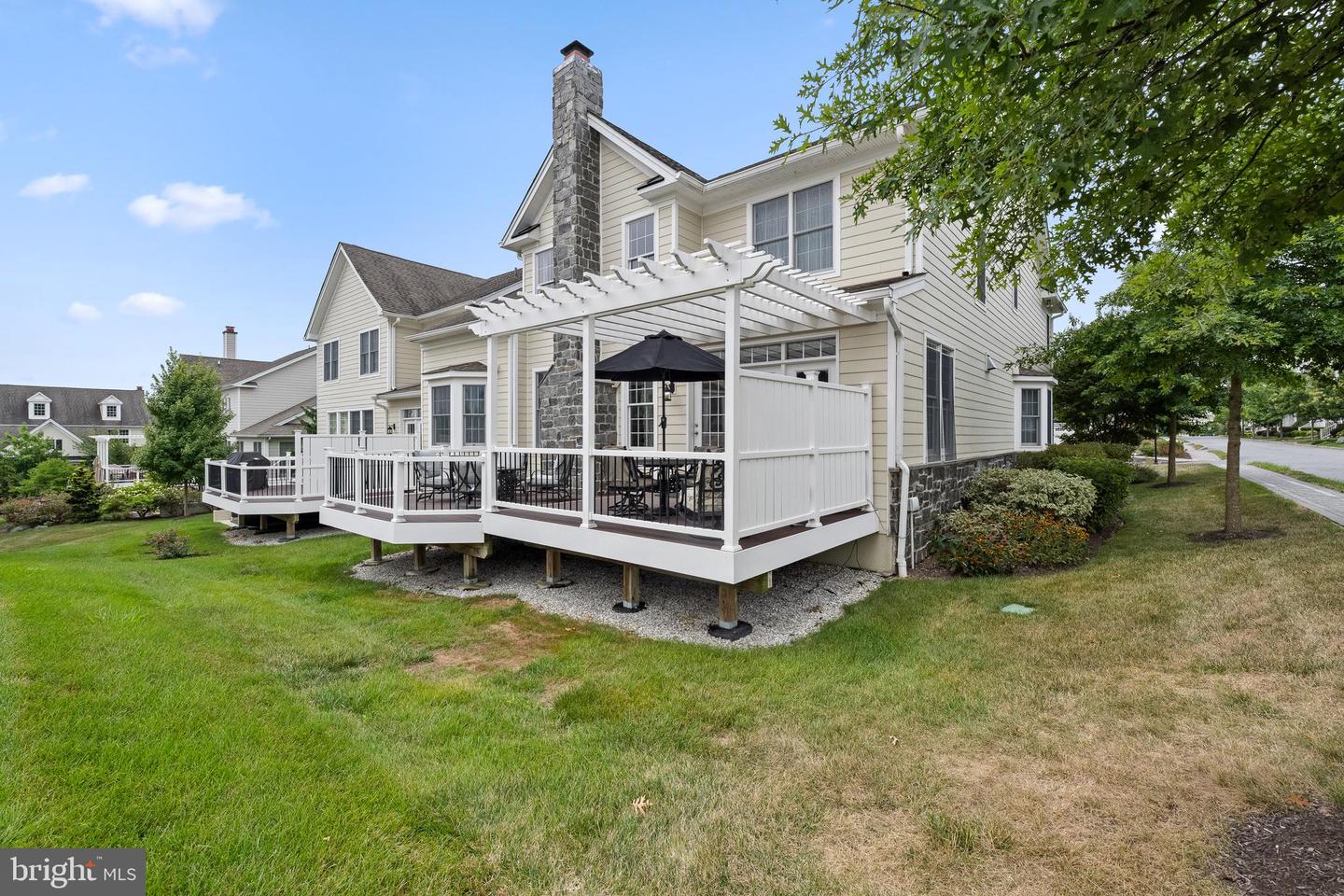 303 Orchard Ln