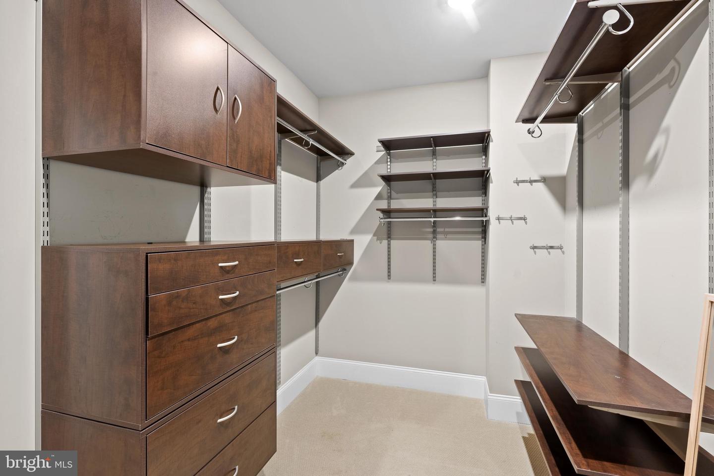 303 Orchard Ln