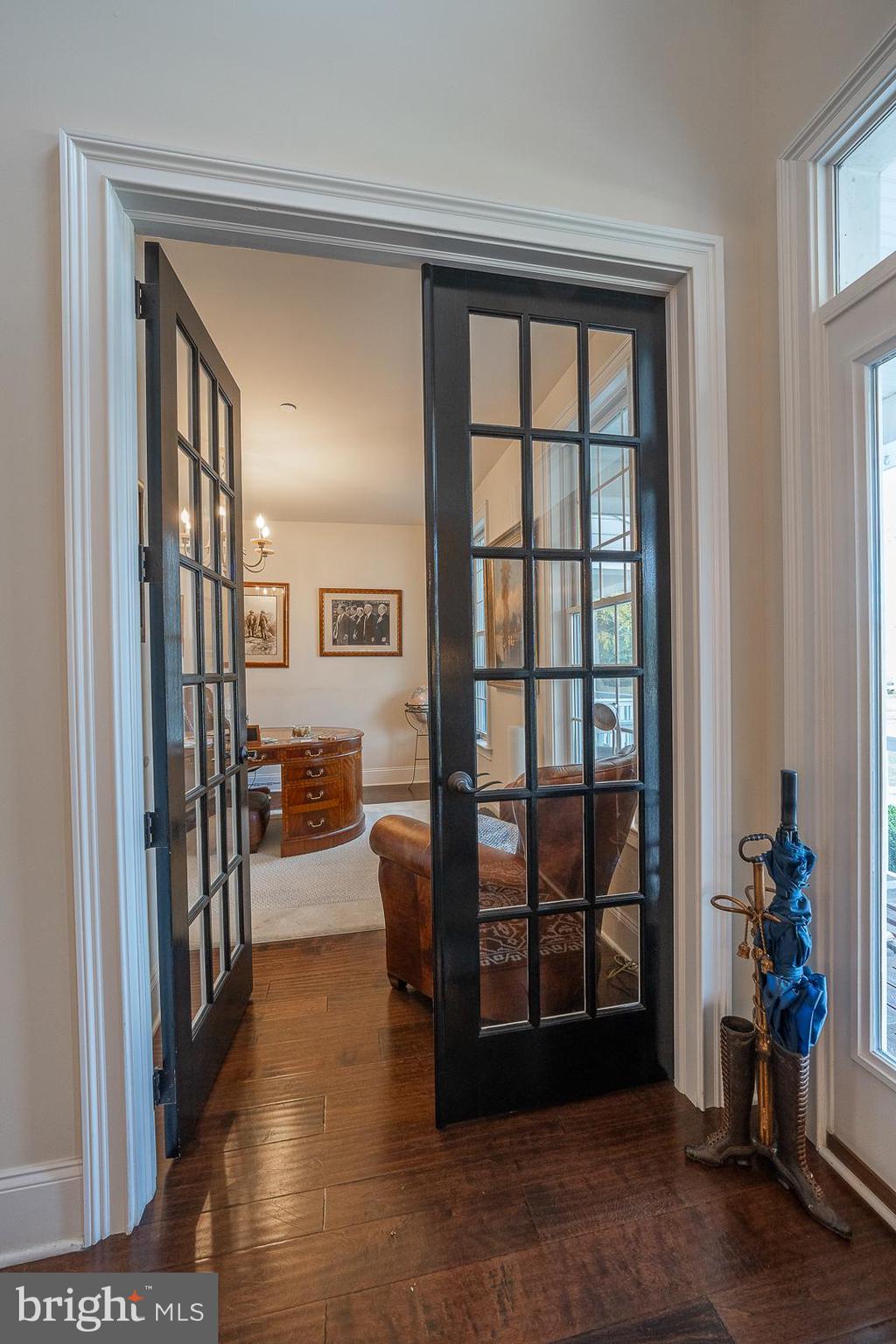 3728 LISETER GARDENS