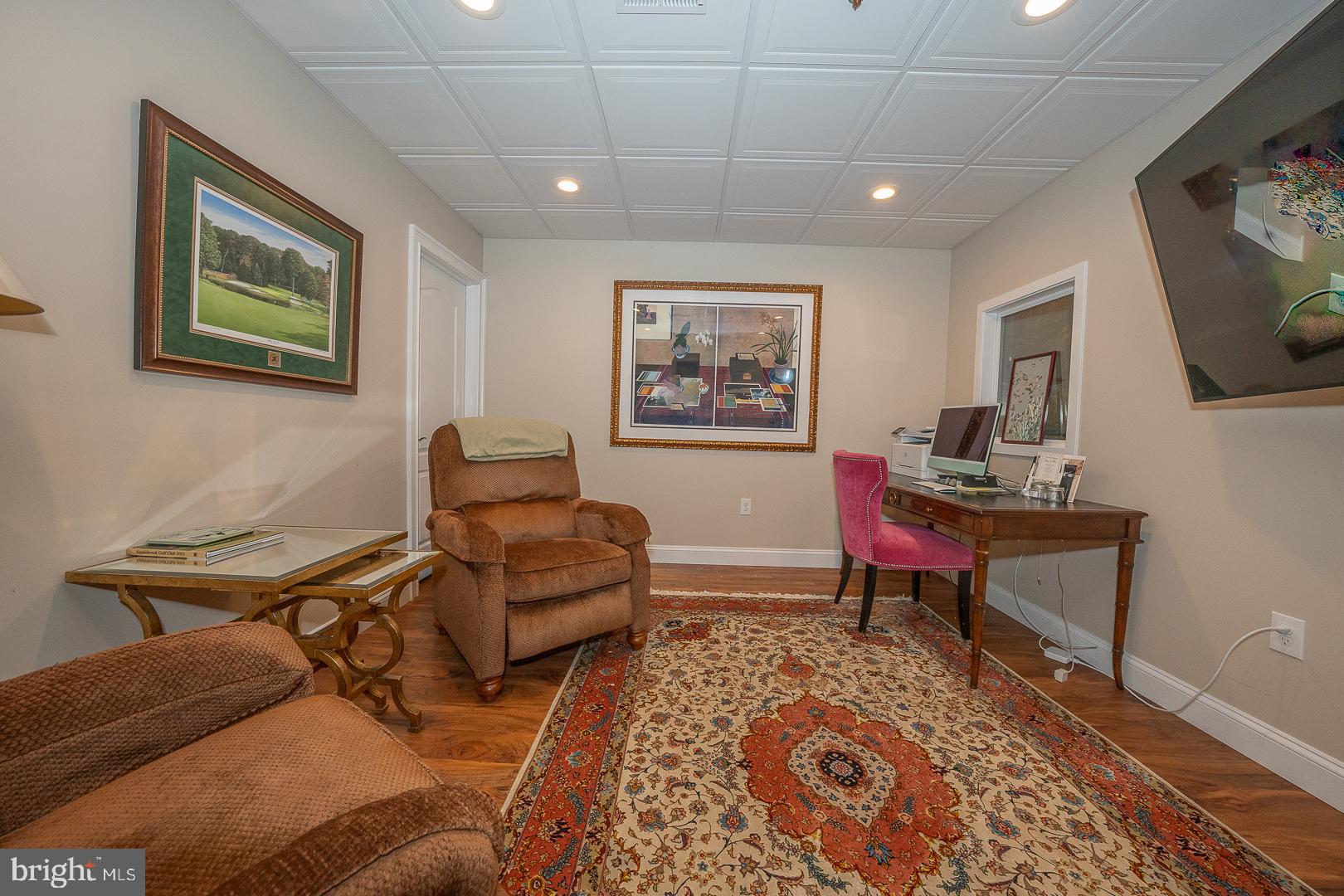 3728 LISETER GARDENS