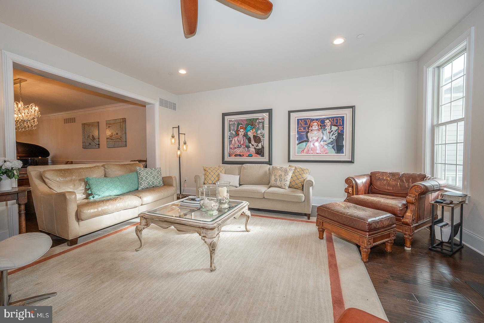 3728 LISETER GARDENS