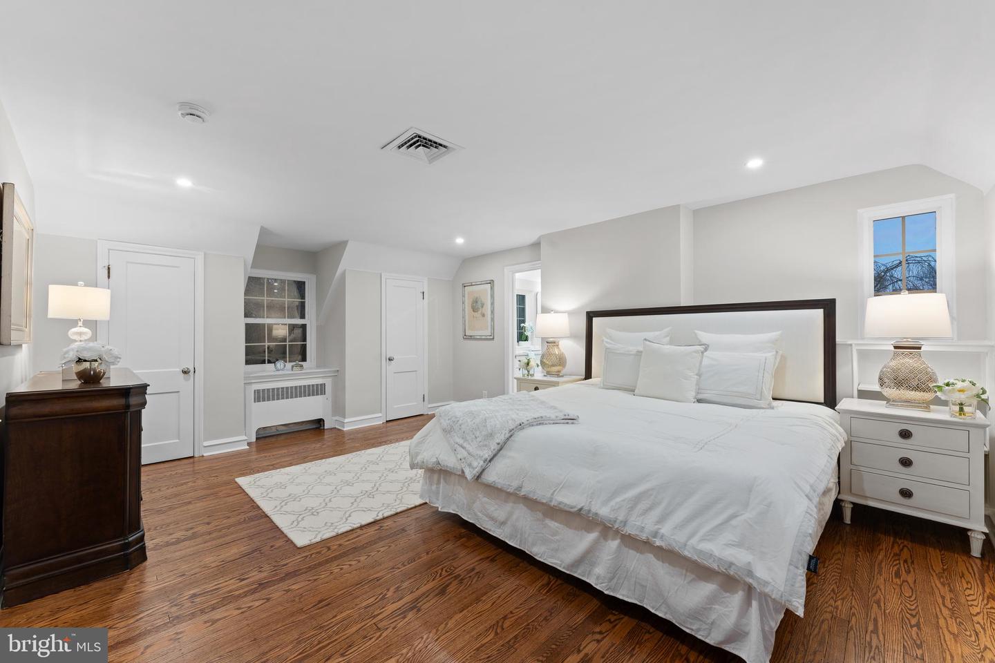 108 Stratford Ln