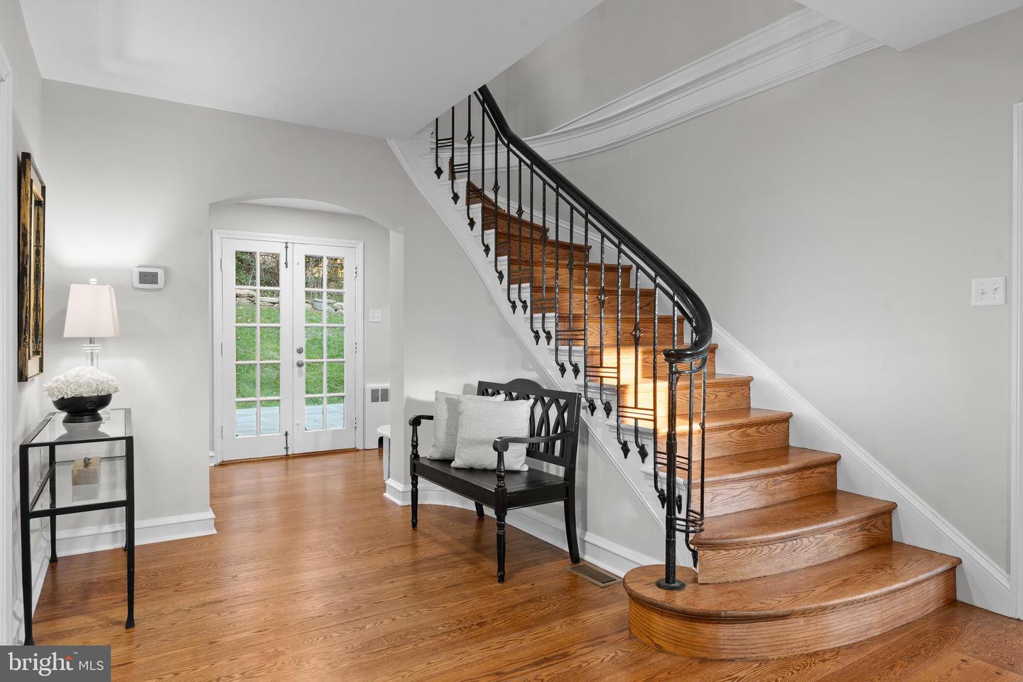 108 Stratford Ln