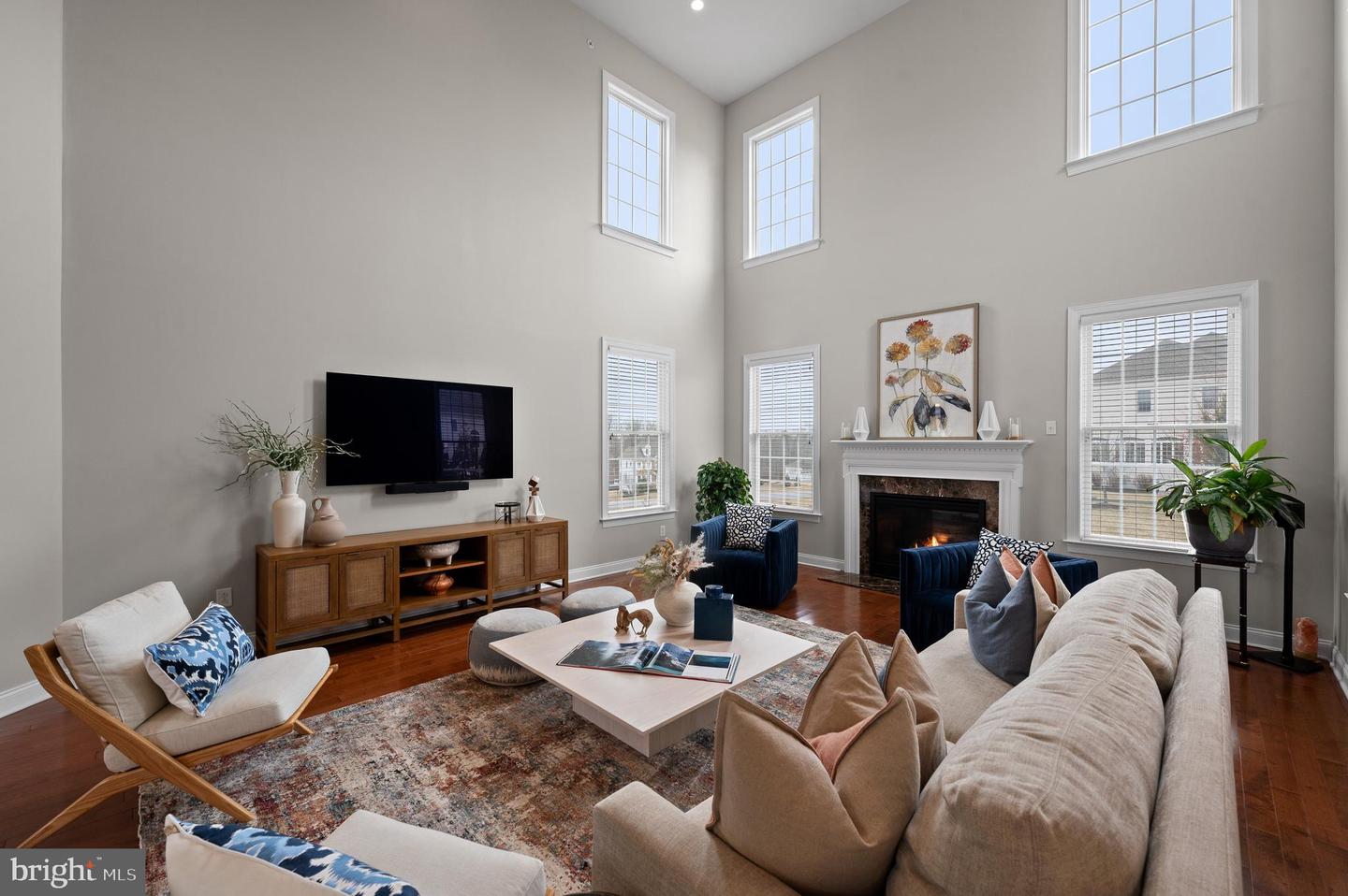 300 Greenbank Ln