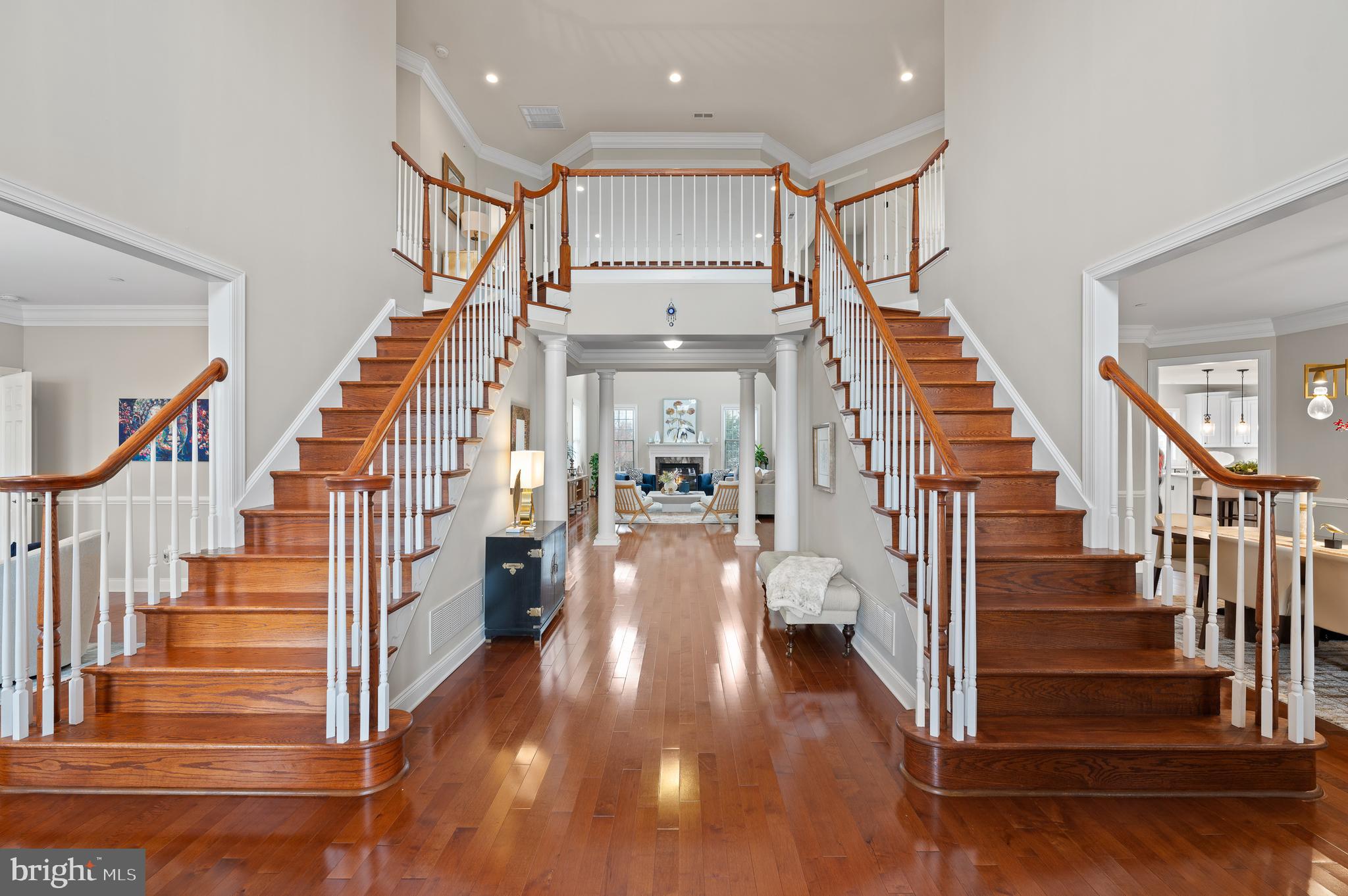 300 Greenbank Ln