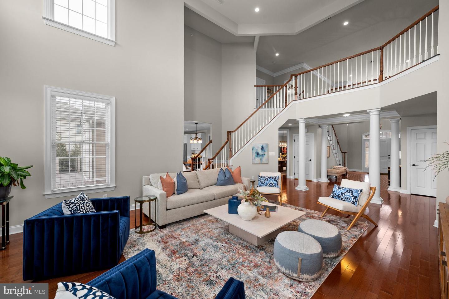 300 Greenbank Ln