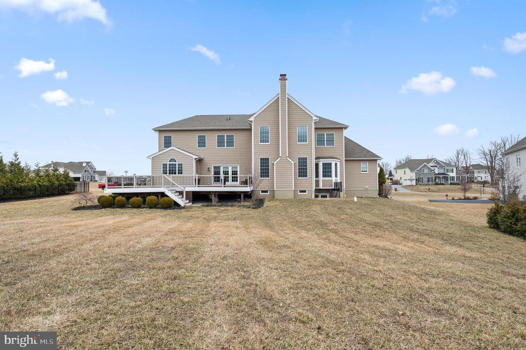 300 Greenbank Ln