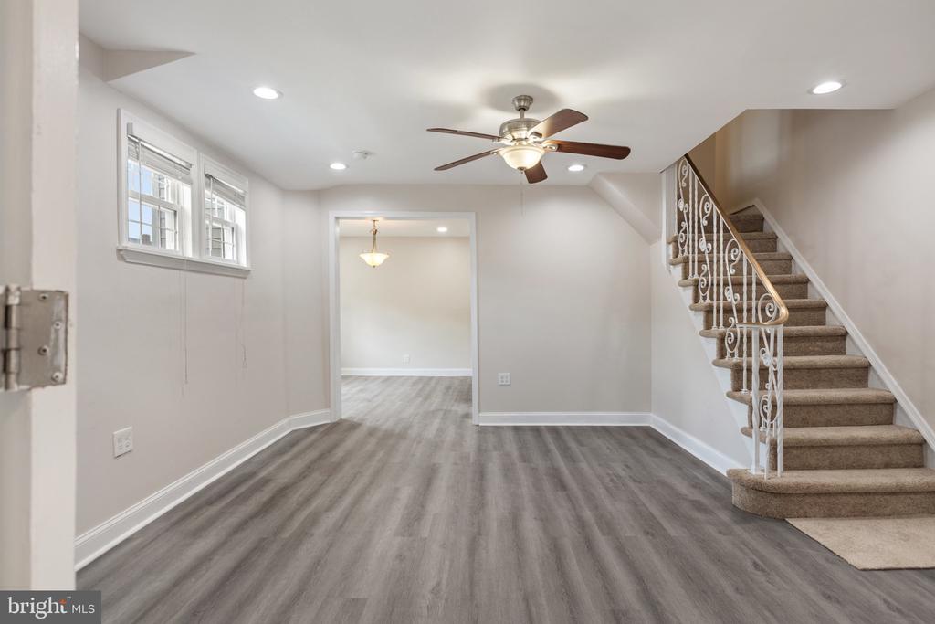 1147 HARDING DRIVE