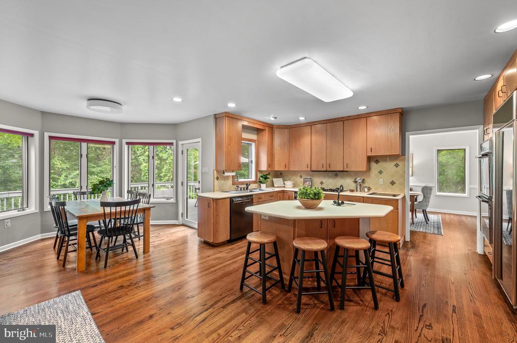 412 HIDDEN VALLEY ROAD