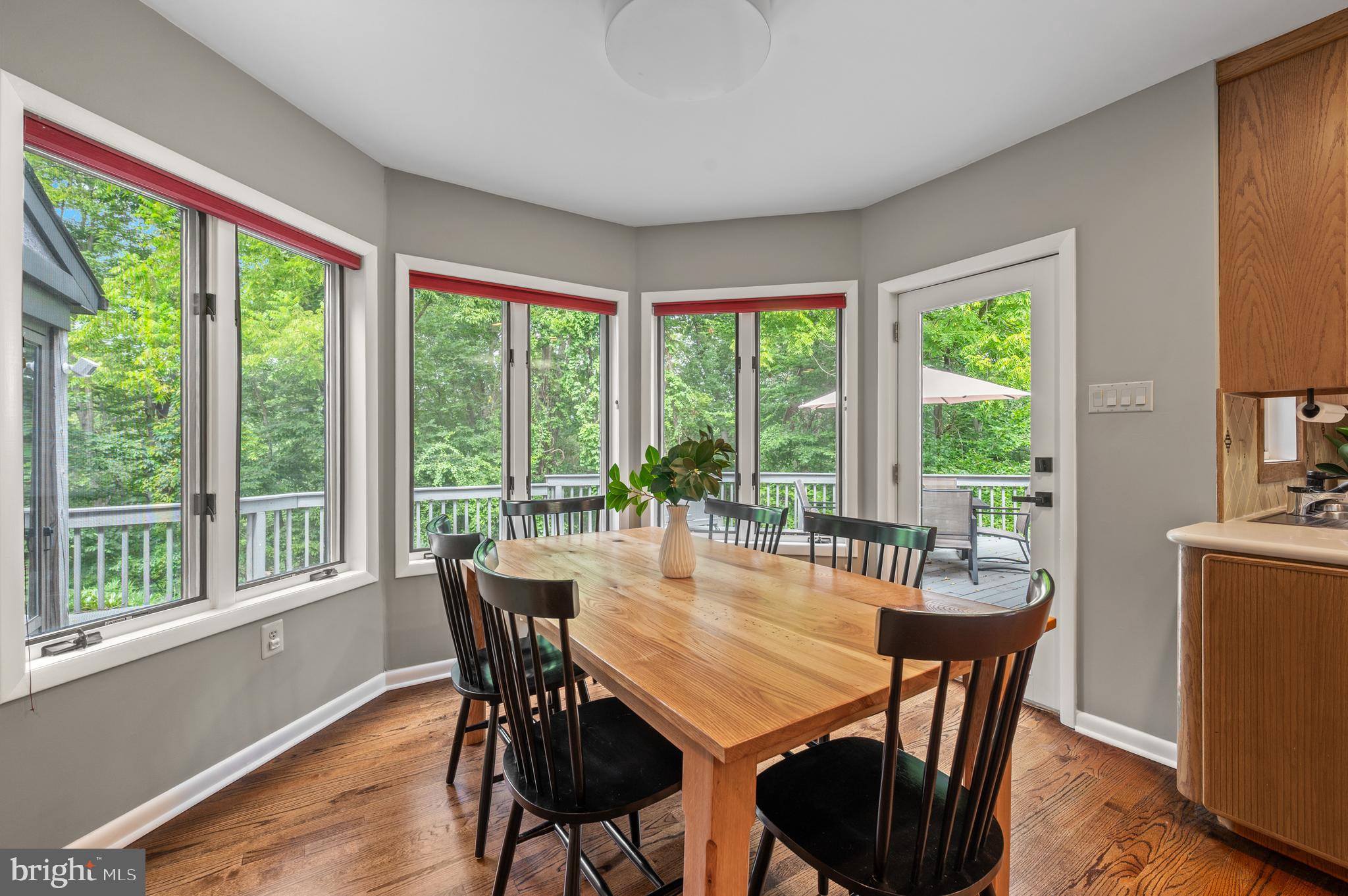 412 HIDDEN VALLEY ROAD