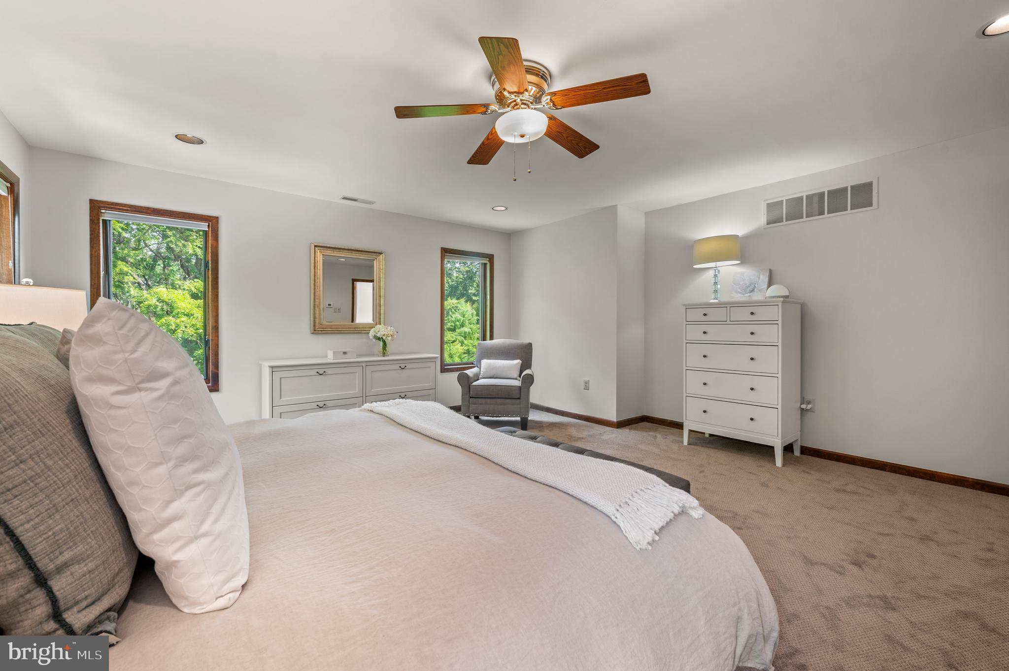 412 HIDDEN VALLEY ROAD
