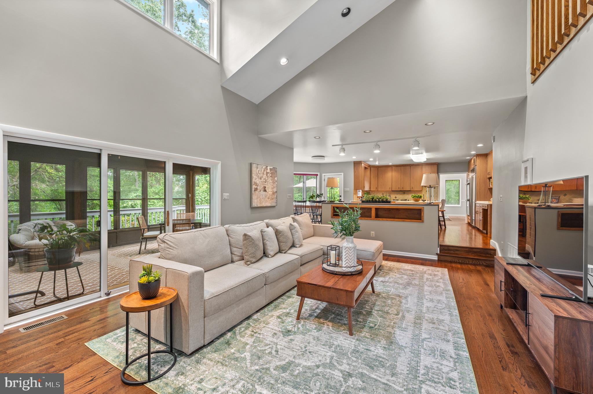 412 HIDDEN VALLEY ROAD