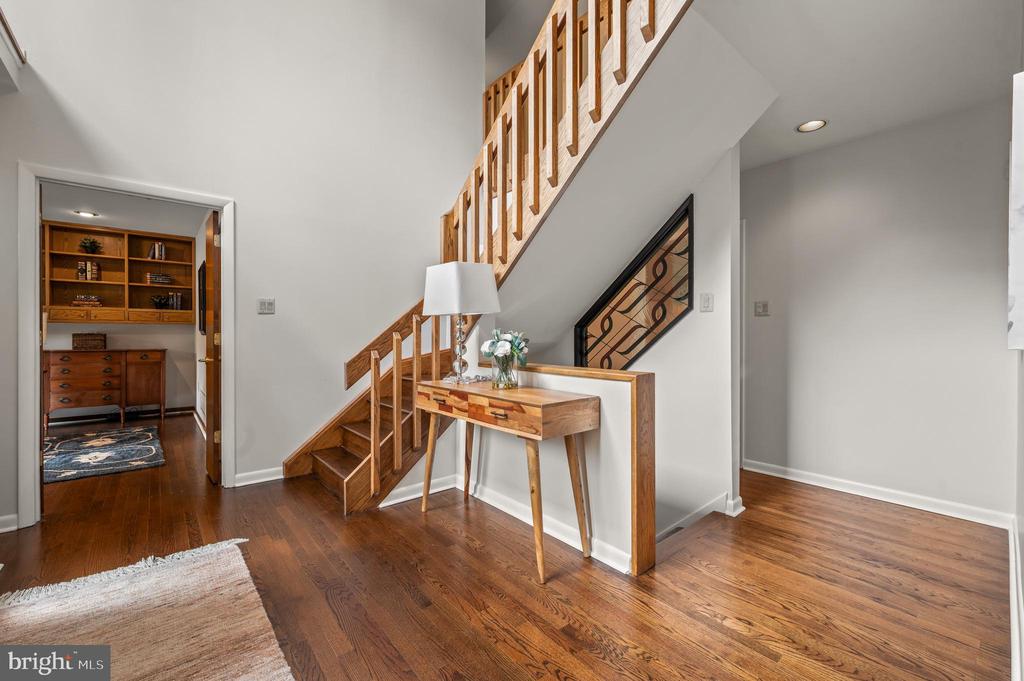 412 HIDDEN VALLEY ROAD