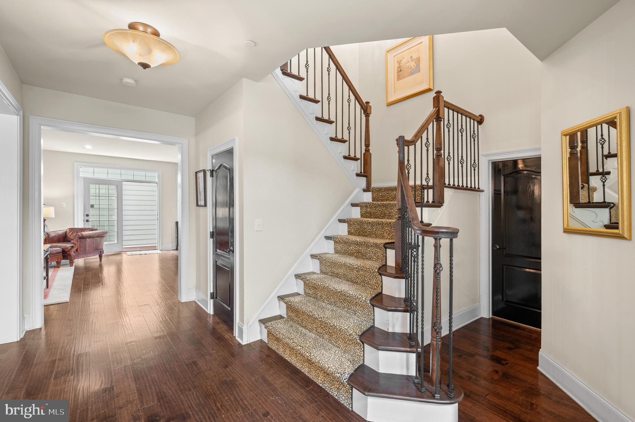 3728 LISETER GARDENS