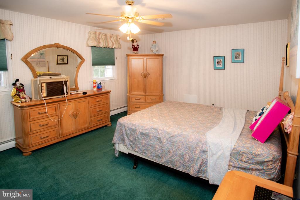 210 MARTINS RUN