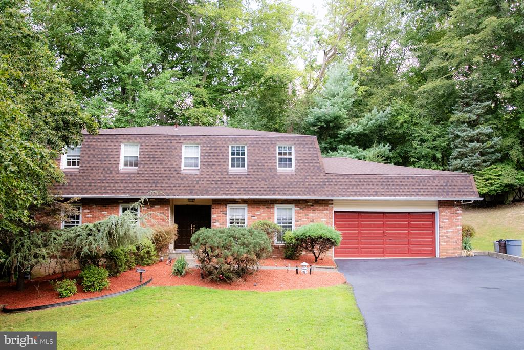 210 MARTINS RUN