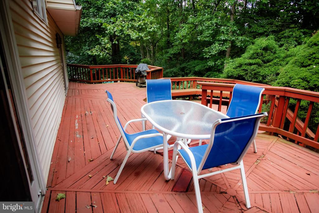 210 MARTINS RUN