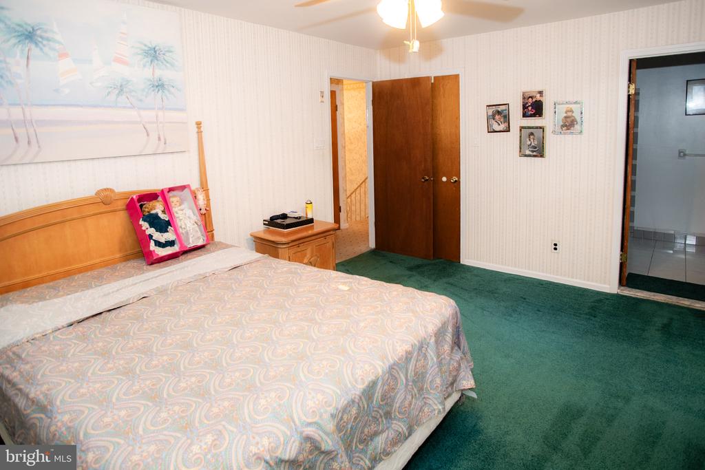 210 MARTINS RUN
