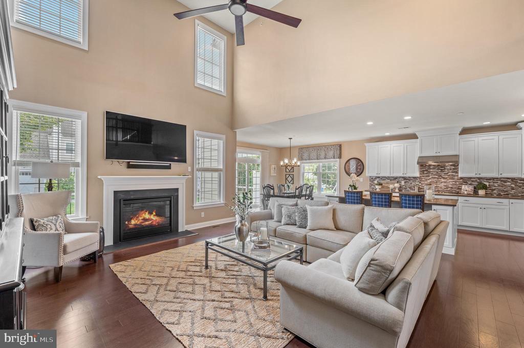3714 ROSE TRADER LANE