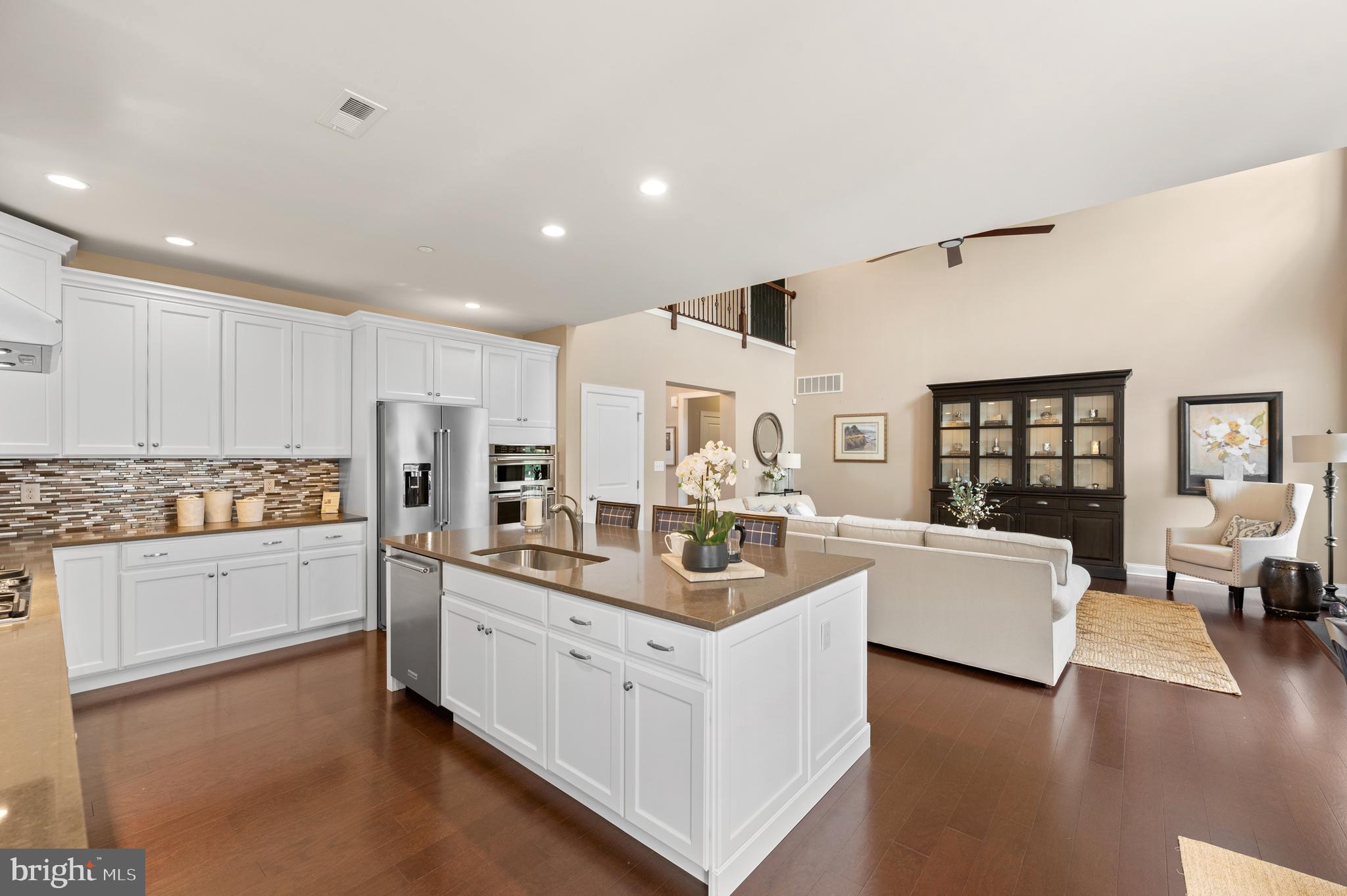 3714 ROSE TRADER LANE
