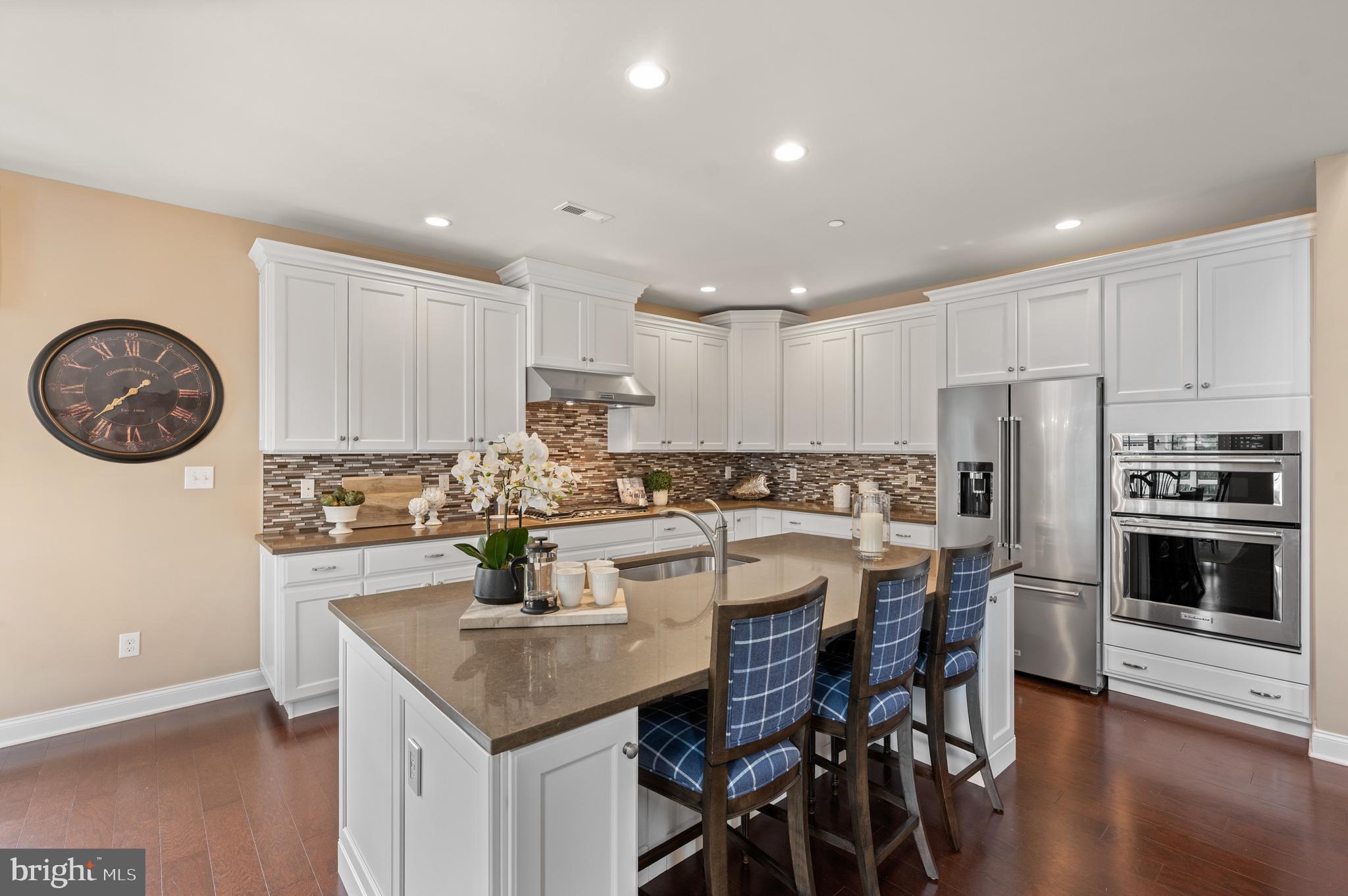 3714 ROSE TRADER LANE
