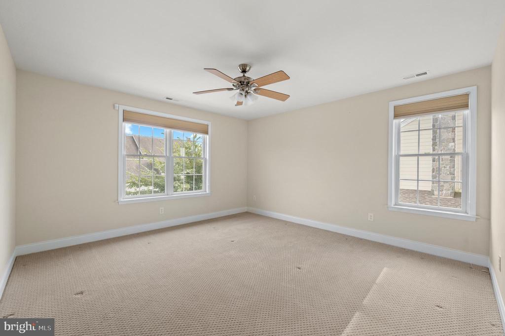 3714 ROSE TRADER LANE