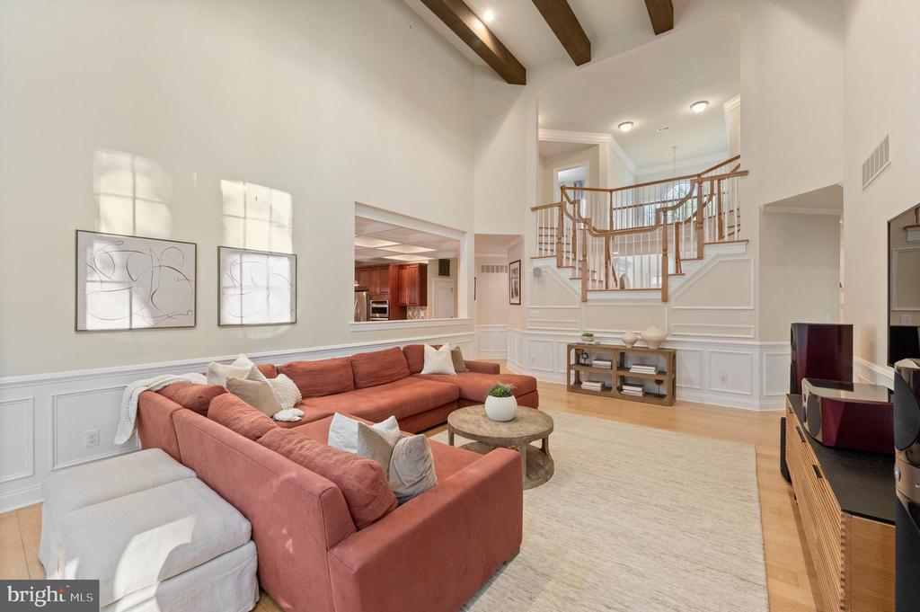 3917 WOODLAND DRIVE