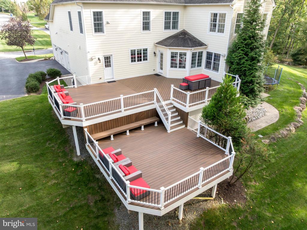 3917 WOODLAND DRIVE